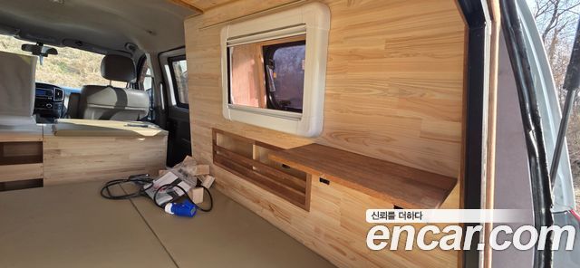 Hyundai Starex 2021 — photo 12