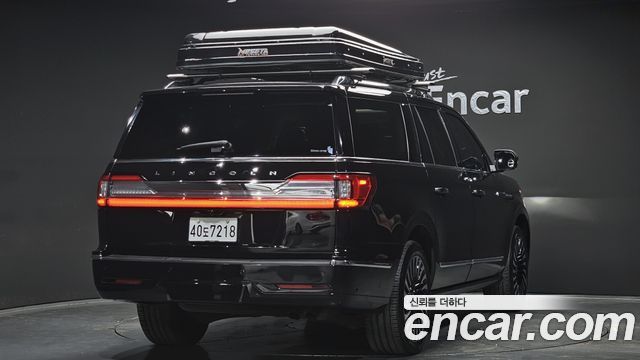 Lincoln Navigator 2019 — photo 2