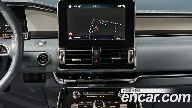 Lincoln Navigator 2019 — photo 14