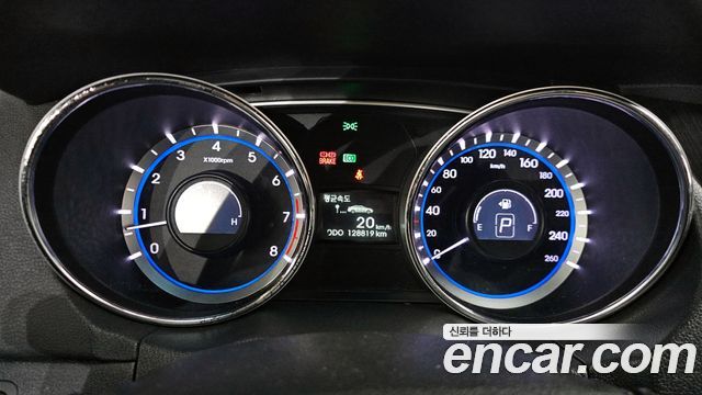 Hyundai Sonata 2012 — photo 8