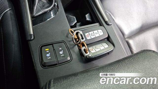 Hyundai Sonata 2012 — photo 18