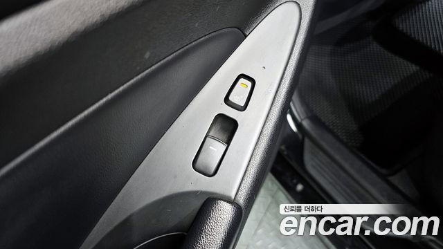 Hyundai Sonata 2012 — photo 19
