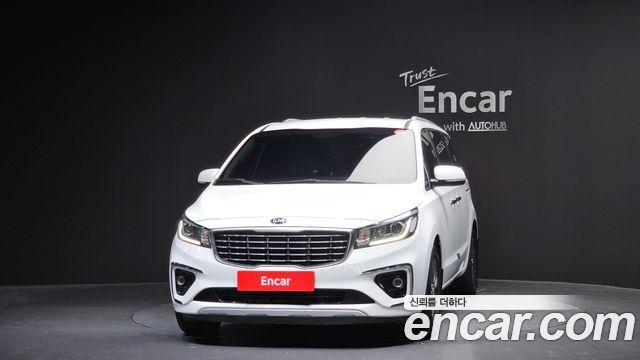 Kia Canival 2019 — photo 3