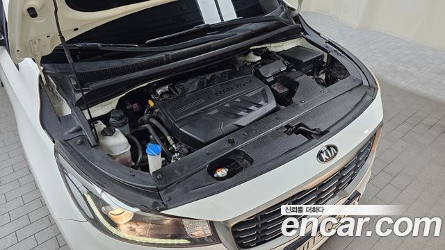 Kia Canival 2019 — photo 6