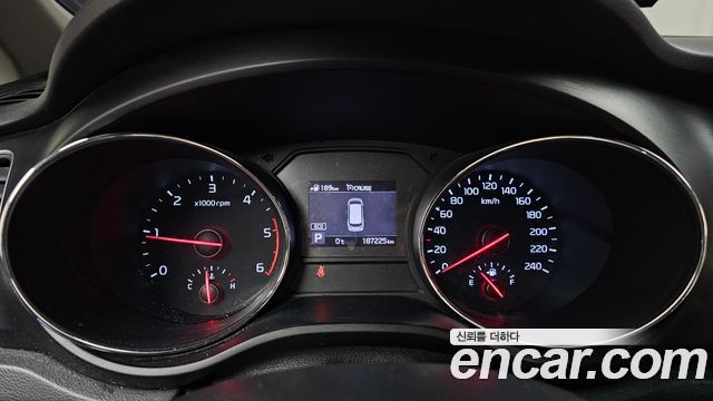 Kia Canival 2019 — photo 8