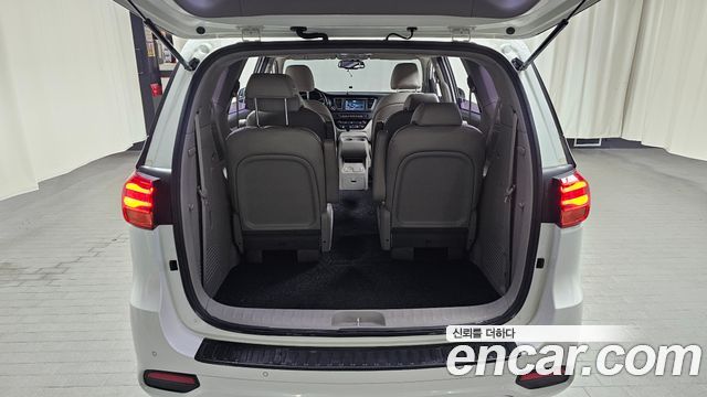 Kia Canival 2019 — photo 20
