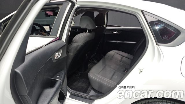 Kia K3 2019 — photo 19