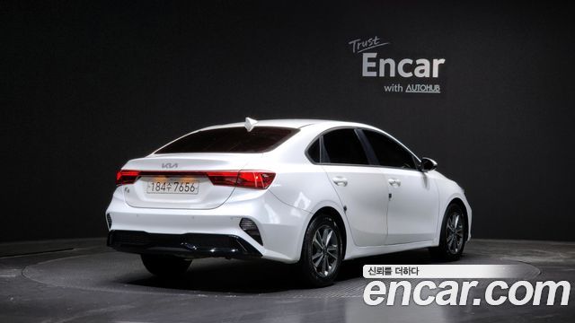 Kia K3 2022 — photo 2