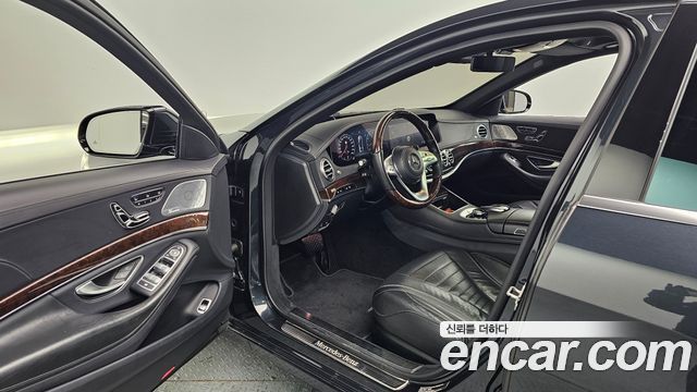Mercedes-Benz S-Class 2018 — photo 11