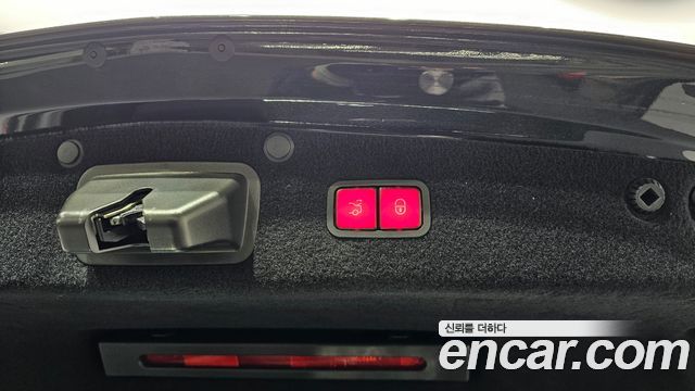 Mercedes-Benz S-Class 2018 — photo 20