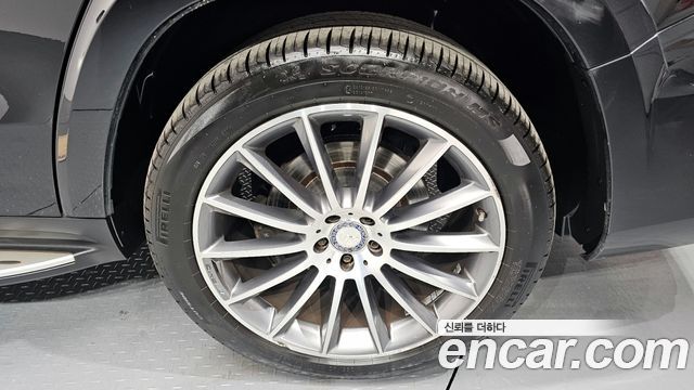 Mercedes-Benz GLS-Class 2017 — photo 5