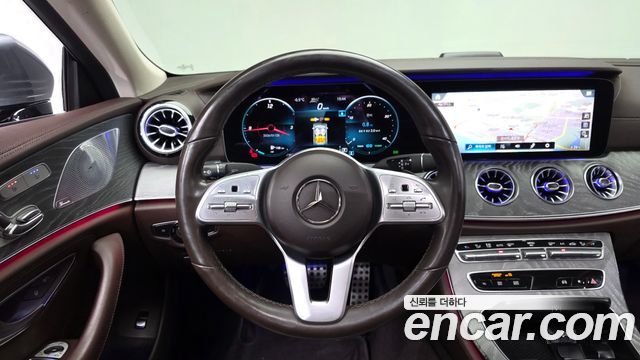Mercedes-Benz CLS-Class 2021 — photo 13