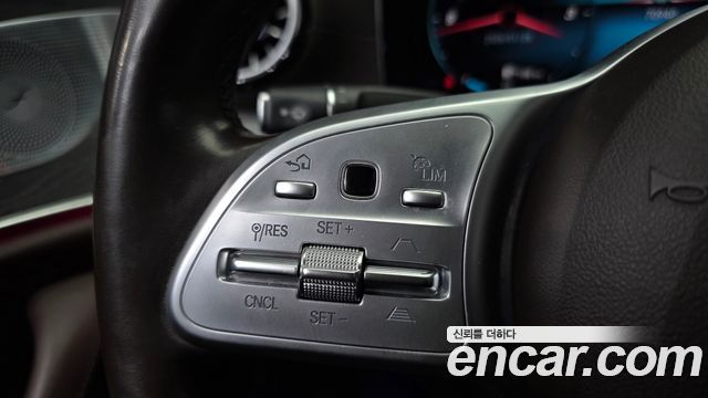 Mercedes-Benz CLS-Class 2021 — photo 19