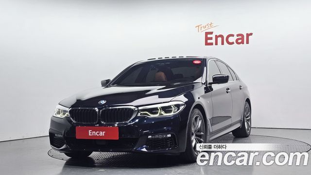 BMW 5-Series 2018 — photo 1