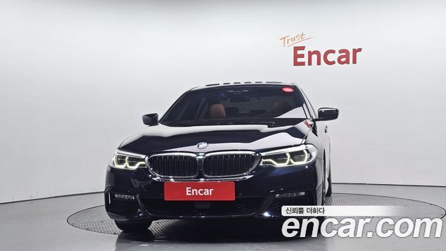 BMW 5-Series 2018 — photo 3