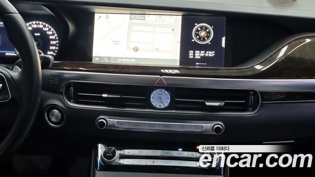 Genesis G90 2019 — photo 9