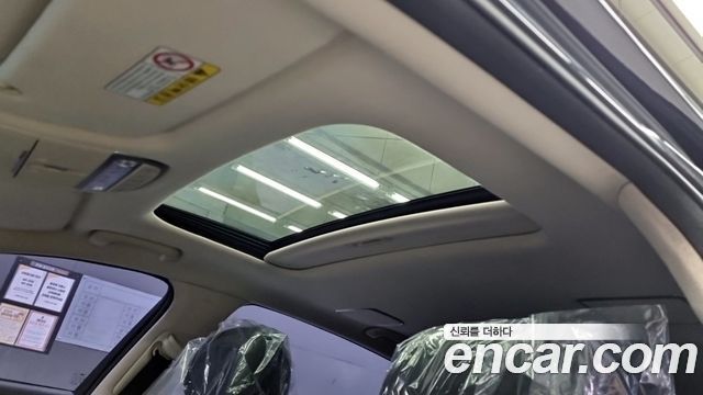 Genesis G90 2019 — photo 12