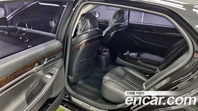 Genesis G90 2019 — photo 14