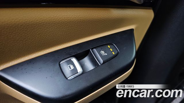 Kia Canival 2023 — photo 17
