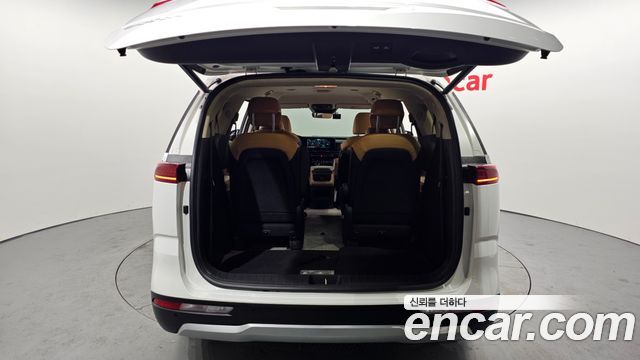 Kia Canival 2023 — photo 20