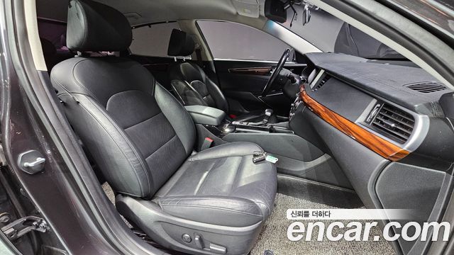 Kia K7 2017 — photo 10