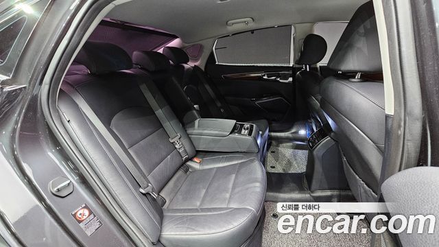 Kia K7 2017 — photo 19