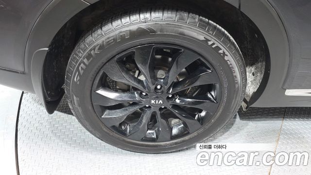 Kia Sorento 2018 — photo 5