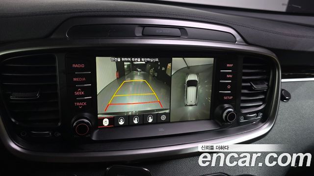 Kia Sorento 2018 — photo 15