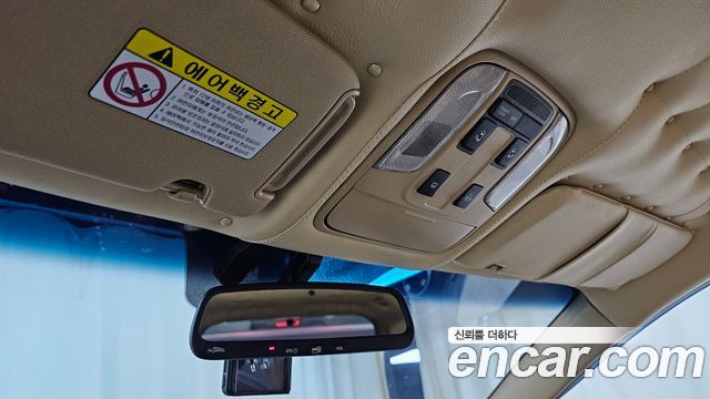 Kia Canival 2017 — photo 18