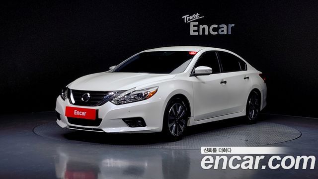 Nissan Altima 2017 — photo 1