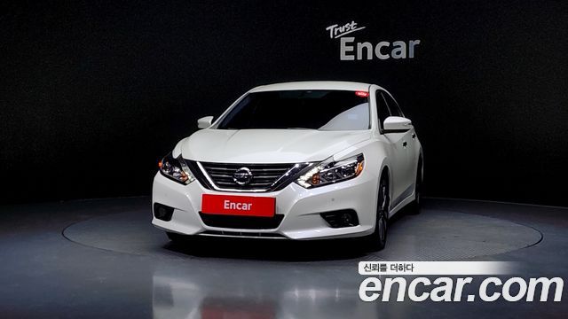 Nissan Altima 2017 — photo 3