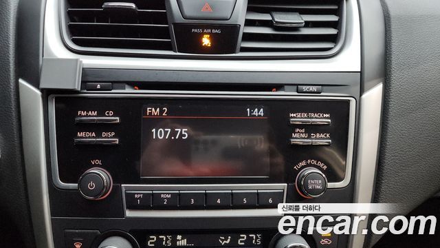 Nissan Altima 2017 — photo 14