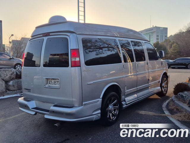 Chevrolet Express Van 2015 — photo 6
