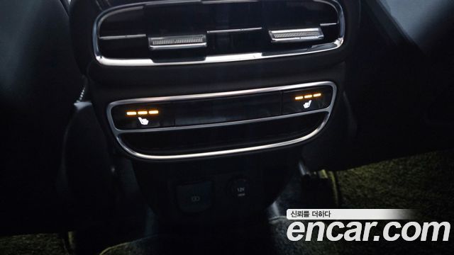 Genesis GV80 2022 — photo 17