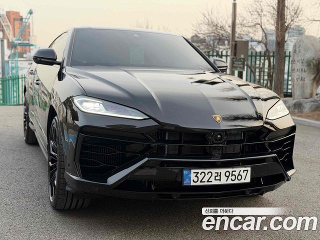 Lamborghini Urus 2026 — photo 1