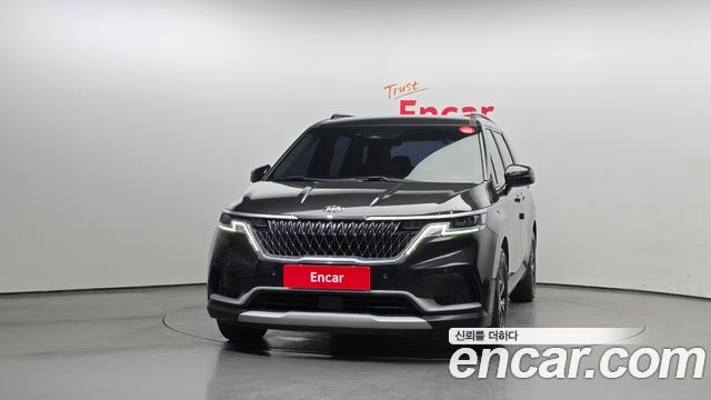 Kia Canival 2021 — photo 3