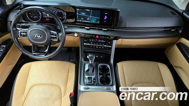 Kia Canival 2021 — photo 7