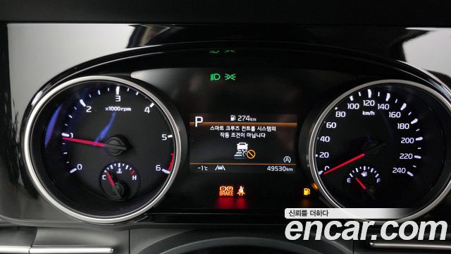 Kia Canival 2021 — photo 8
