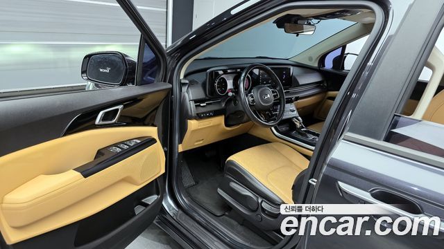 Kia Canival 2021 — photo 10