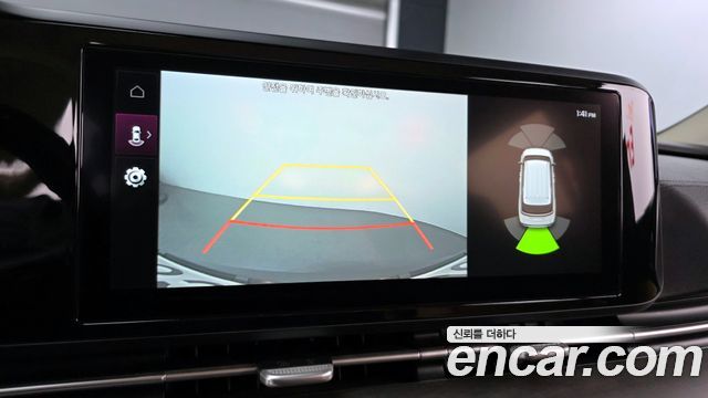 Kia Canival 2021 — photo 17