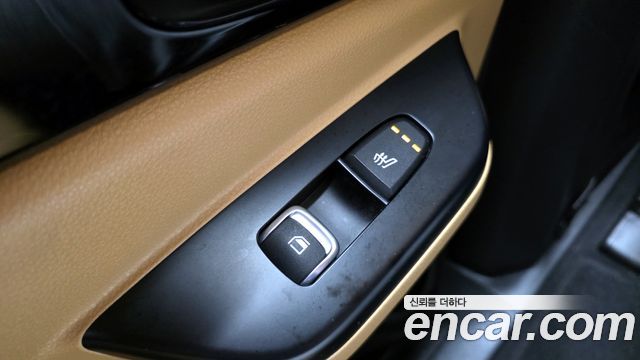 Kia Canival 2021 — photo 20