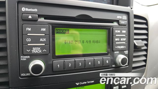Kia Canival 2013 — photo 15