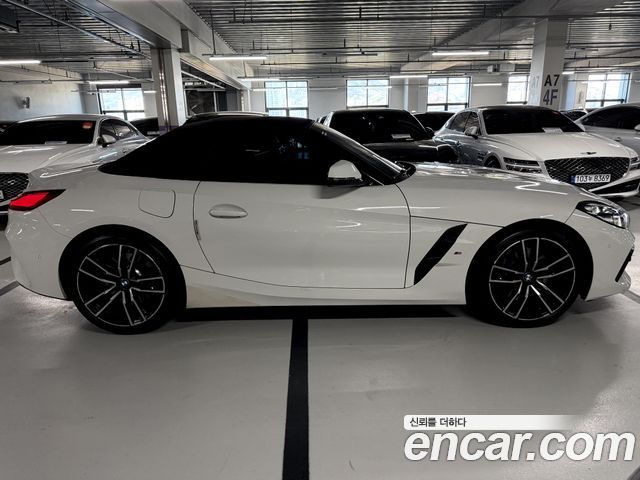 BMW Z4 2020 — photo 4