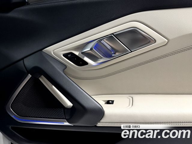 BMW Z4 2020 — photo 10