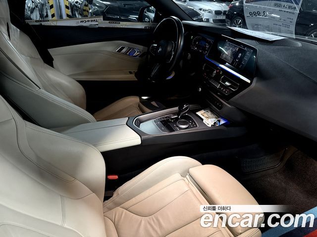 BMW Z4 2020 — photo 12
