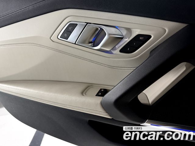 BMW Z4 2020 — photo 14