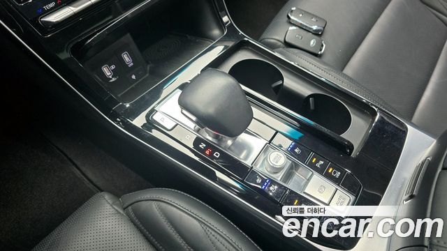 Kia K7 2020 — photo 9