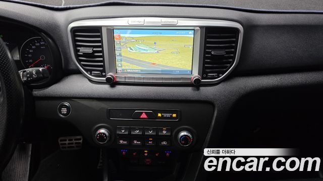 Kia Sportage 2019 — photo 14