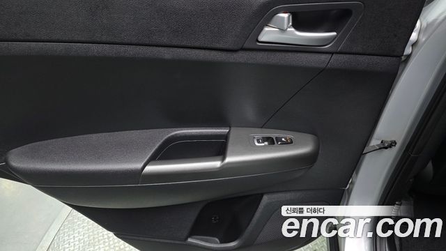 Kia Sportage 2019 — photo 18