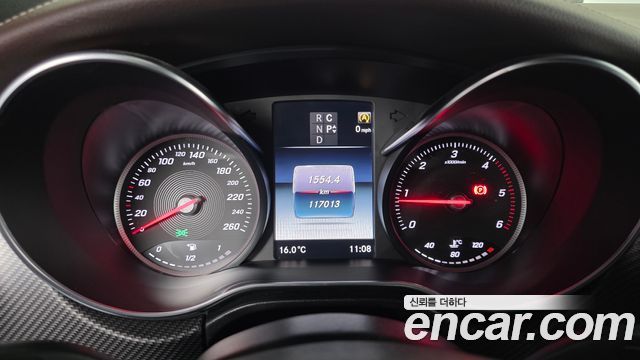 Mercedes-Benz V-Class 2018 — photo 8